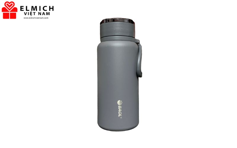 Vỏ bình được làm từ hợp kim, có khả năng chống sốc và trầy xước