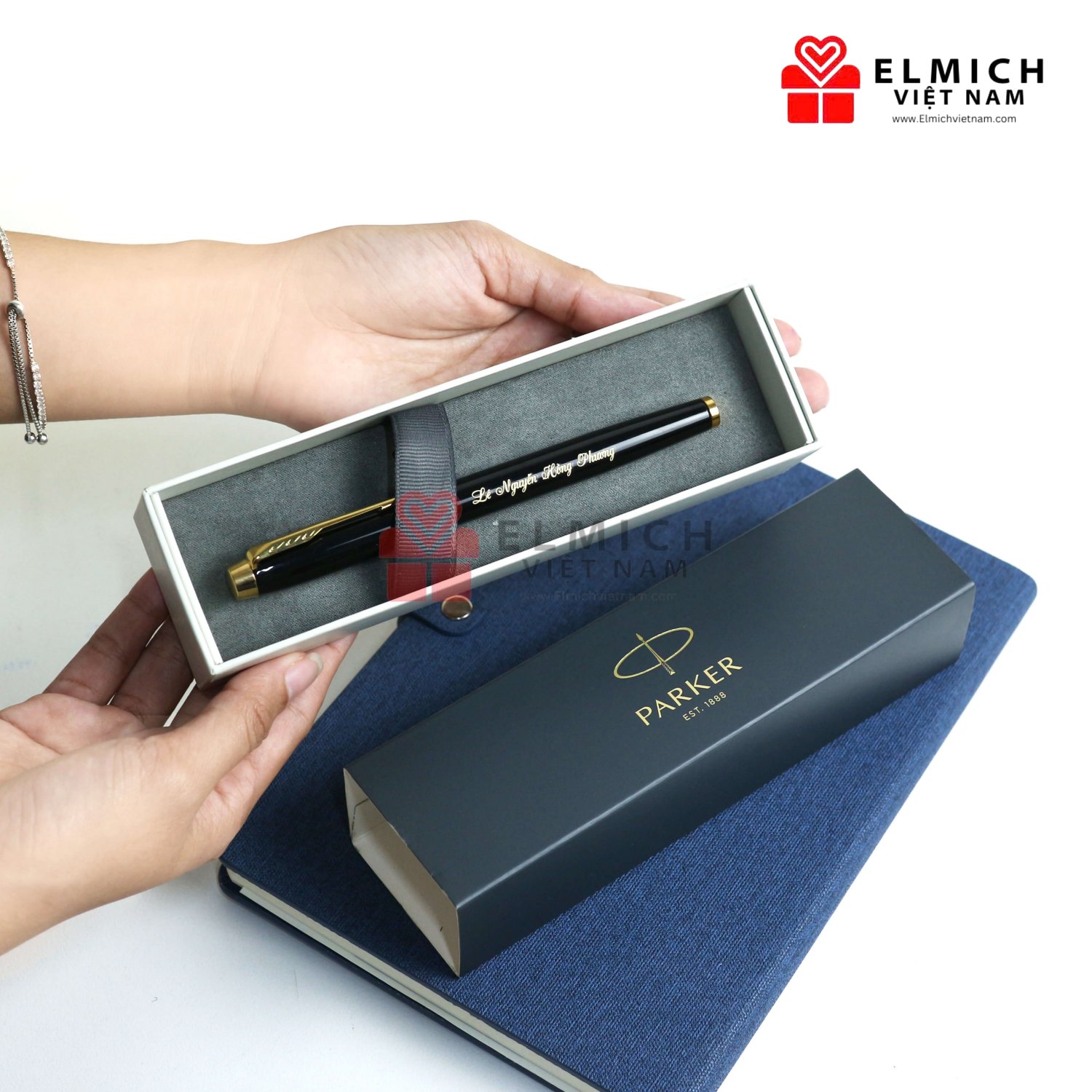 Bút ký khắc tên người nhận làm quà tặng cao cấp