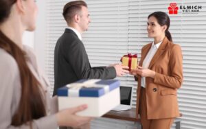 Tiêu chí lựa chọn quà tặng doanh nghiệp phù hợp